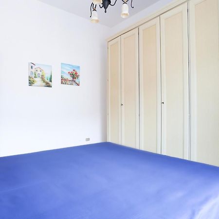 Bright Apartment Near The Sea With Parking Salerno Exteriör bild