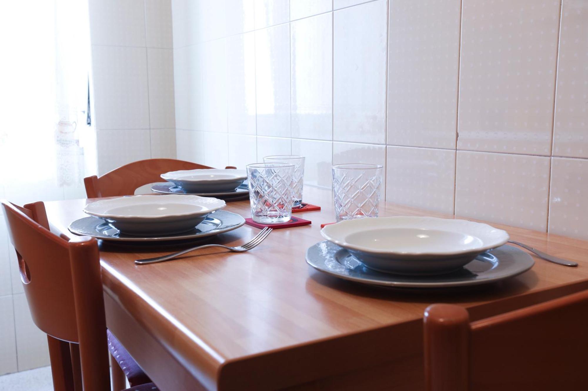 Bright Apartment Near The Sea With Parking Salerno Exteriör bild